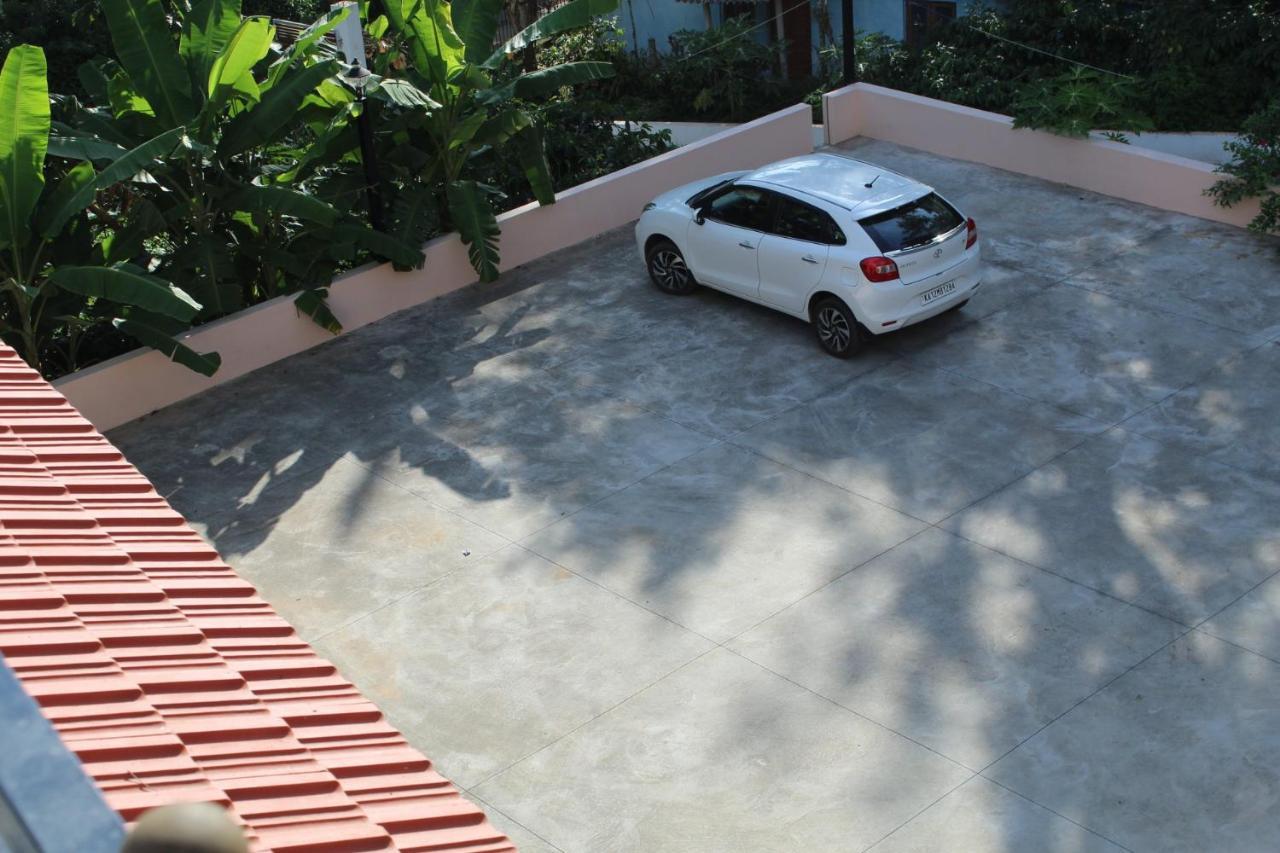 Apartament Sri Lakshmi Estates Siddāpur Zewnętrze zdjęcie